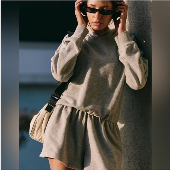 BNWOT Free People Movement Such a Flirt Hooded Romper - Picture 3 of 8